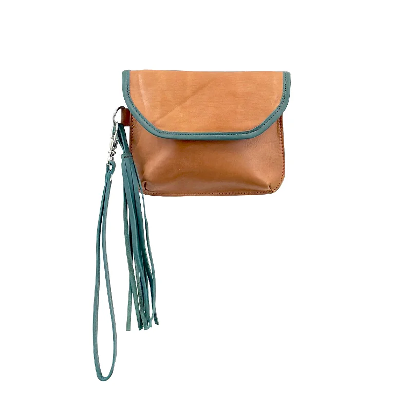 Kid's Crossbody/Clutch -Detachable Strap - Natural Tan