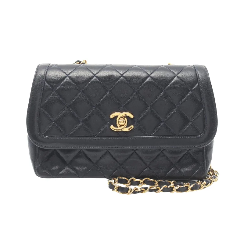 Chanel Single Flap  Leather Shoulder Bag (Pre-Owned)