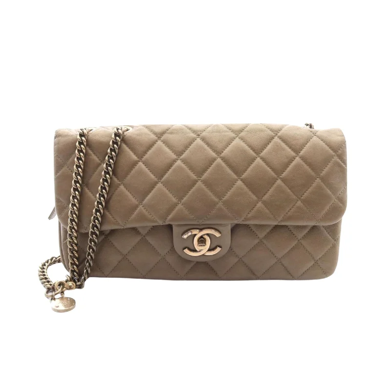 Chanel Timeless  Leather Shoulder Bag (Pre-Owned)