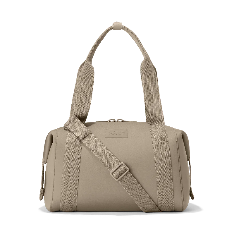 Landon Carryall in Khaki, Medium