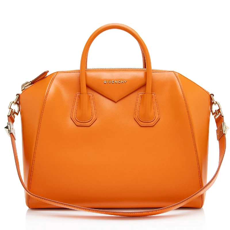 Givenchy Calfskin Antigona Medium Satchel (SHF-RyblZ9)