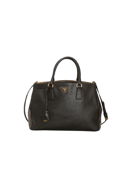 MEDIUM SAFFIANO LUX DOUBLE ZIP GALLERIA